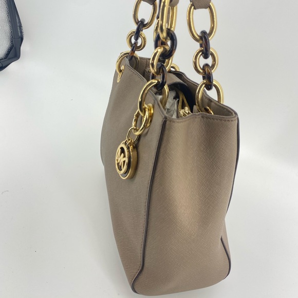 Michael Kors Cynthia Sm Leather Satchel - Picture 2 of 6